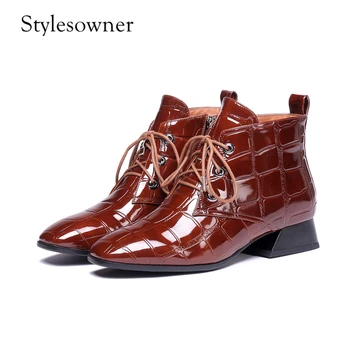 

Stylesowner New Style Hot Selling Autumn Winter Fashion Martin Boots Microfiber Low Heels Breathable Lace-up Woman Winter Boots