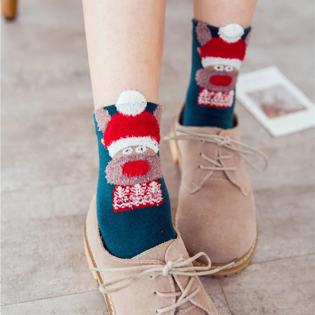 Ladies Cartoon Christmas Socks Thick Cotton Warm Tube Socks 4 Pieces