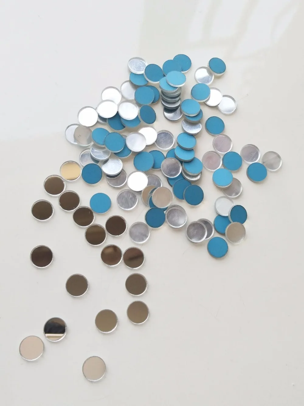 

MEYA 300pcs of Laser Cut Small Acrylic Round Mirror without Back Tape 1.5MM thickness ,Mini Round Acrylic Mirror