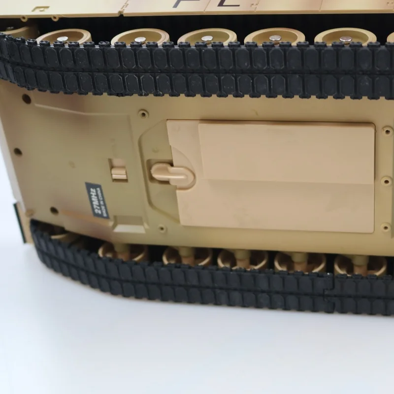 Радиоуправляемый танк M1A2 41 см игрушечный с электрическим приводом игрушки