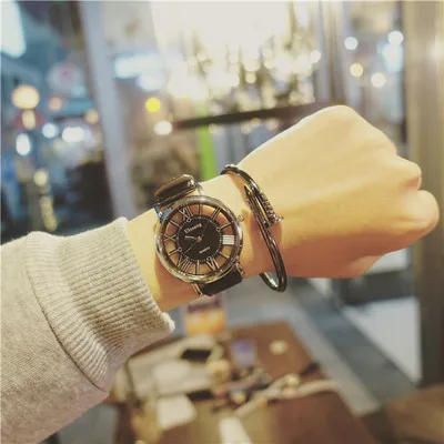 

Sports watch Men's outdoor electronic watch Alarm clock timing luminous multi-function student high quality