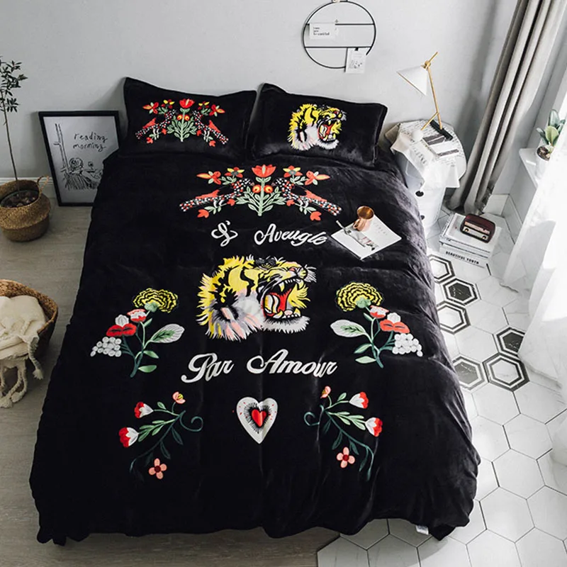 

ROWBOE brand New European and American style home textile set letter printing pattern comfortable and simple TWIN QUEEN size