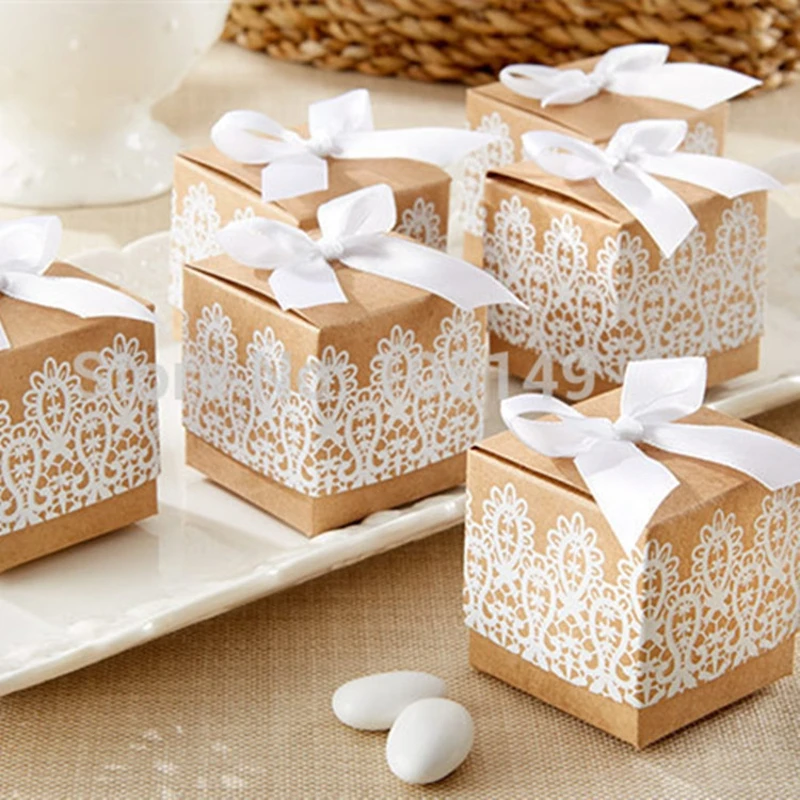 

Rustic and Lace Candy Box Kraft Paper Gift Boxes Elegant Cookie Biscuit Candy Packaging Box Wedding Party Events Decoration