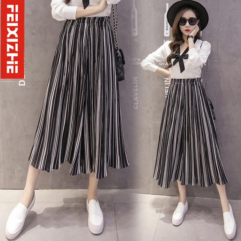 

Fashionable style 2019 new color striped pleated skirt chiffon horn broad leg trousers beach skirt trousers nine points trousers