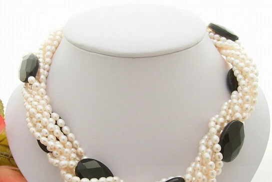 

huij 003511 8Strds White Pearl&Onyx Necklace