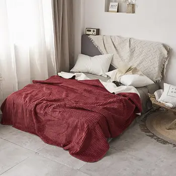 

Pumped lambskin blankets, bed quilts and sofa sleeping blankets, soft and comfortable on both sides for a good night's sleep