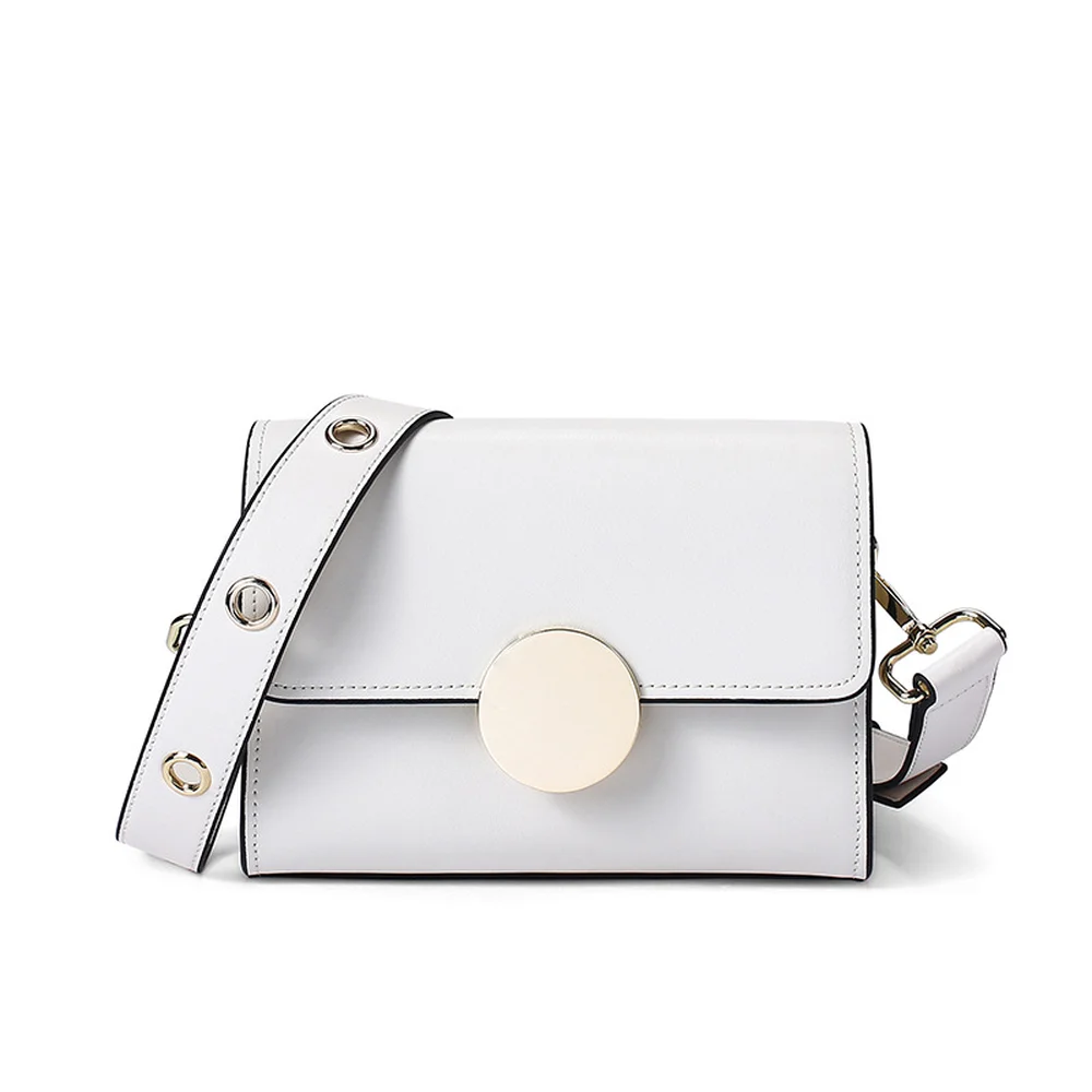 

2018 Fall / Winter New Wide Shoulder Strap Korean Fashion Metal Round Buckle Simple Single Shoulder Diagonal Bag Soft Solid