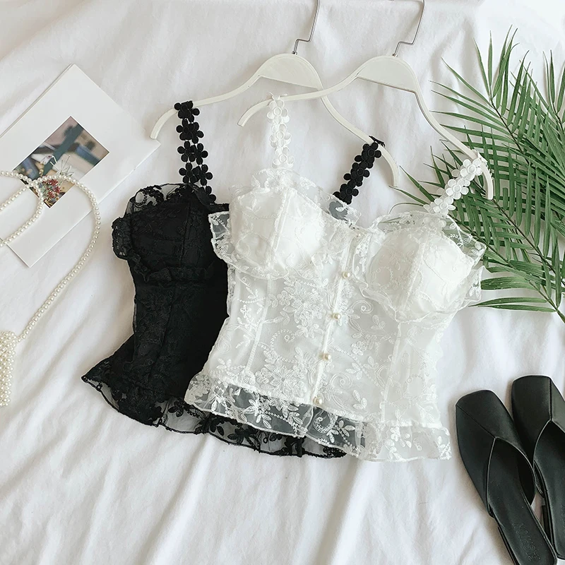 

MUMUZI Lace Camisole Tank Tops Women Summer Basic Black and white Crop Top Streetwear Fashion 2019 Cool Girls Cropped Tees Camis