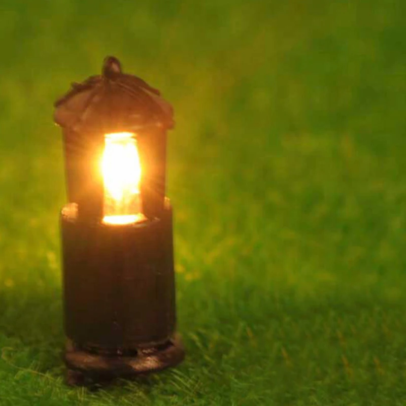 

2Pcs Model Light Dollhouse Garden Lawn Lamp Lighting DIY Sand Table Landscape Doll House Decoration