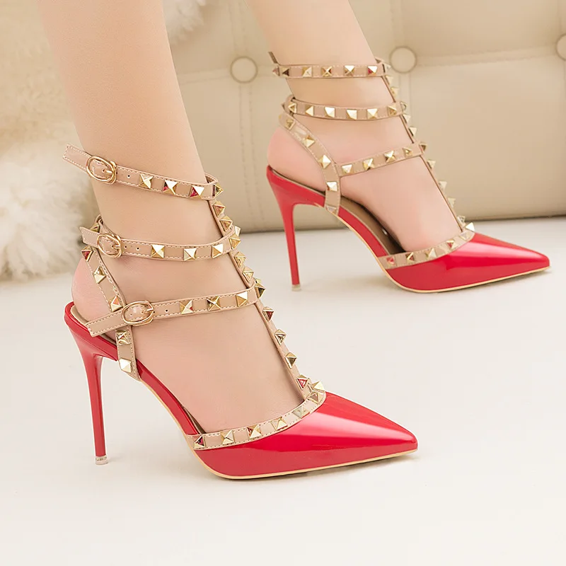 

Summer new women's high heels Korean fashion rivet pointed patent leather high heels comfortable wild large size single AZ-32