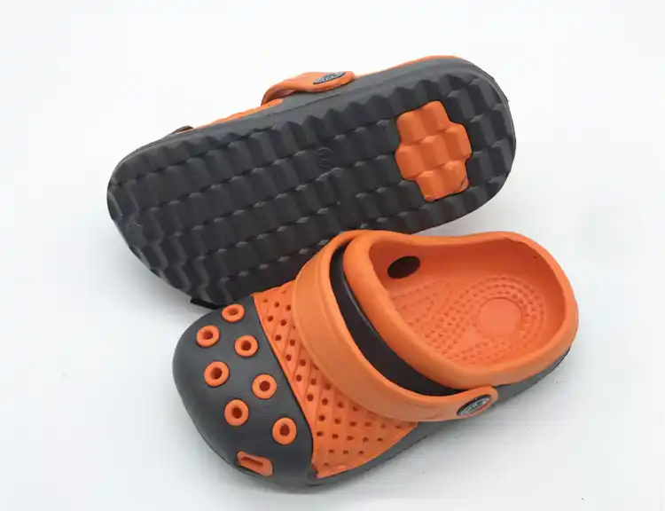 infant boy crocs