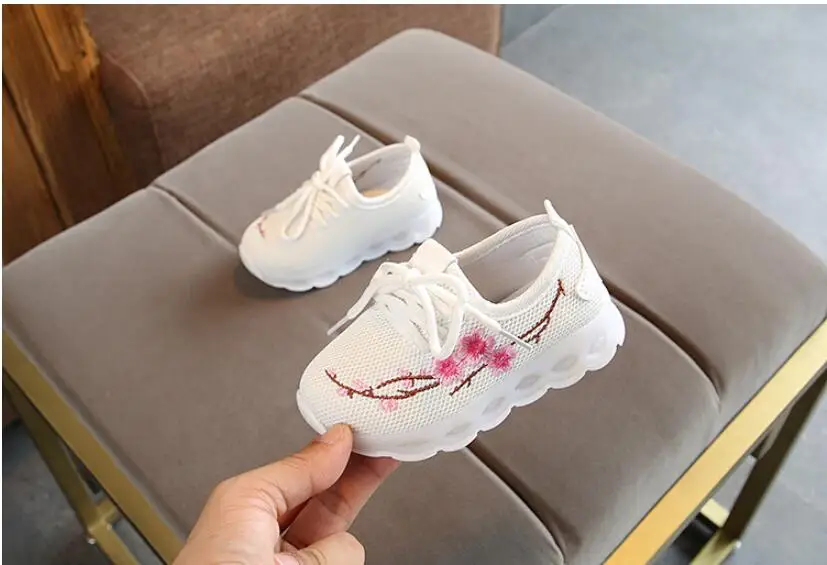QQ20180818083309