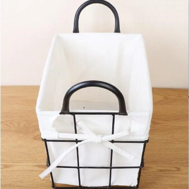 Metal Storage Basket Office Sundries Finishing Iron Baskets Nordic Dressing Table Cosmetics Organizer Bread Basket Household