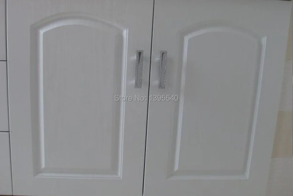 crystal modern cabinet handle and knobs7.jpg