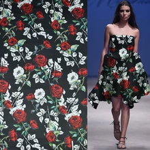 Красная Роза дизайн на черный низ шелковой органзы Ткань для торжественное платье, SOZ120