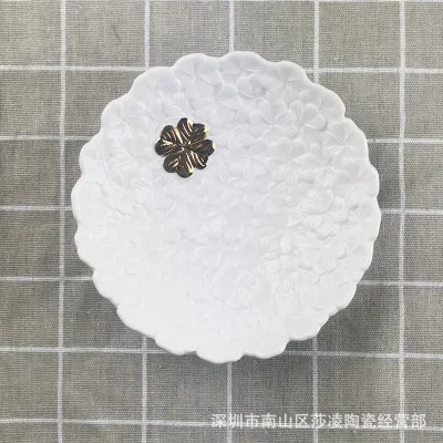 Белый четырехлистный клевер керамическая Ювелирная тарелка Золотой фарфор обеденные тарелки Блюдо декоративное хранение туалетный лоток ожерелье хранение - Цвет: White Gold Flower