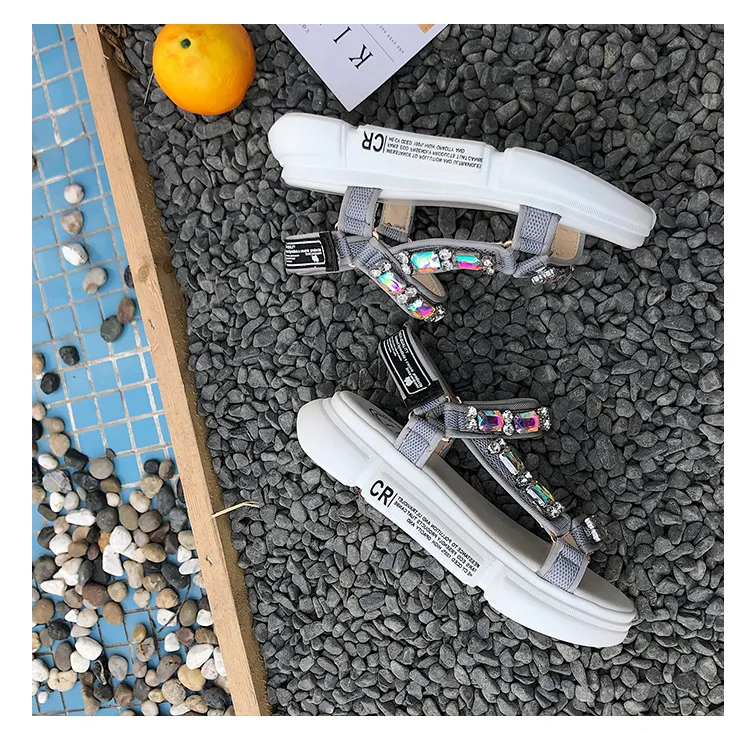 New Fashion Rhinestone Women Sandals 2019 Breathable Comfortable Non-slip Ladies Walking Summer Beach Sandals Shoes Scarpe Donna
