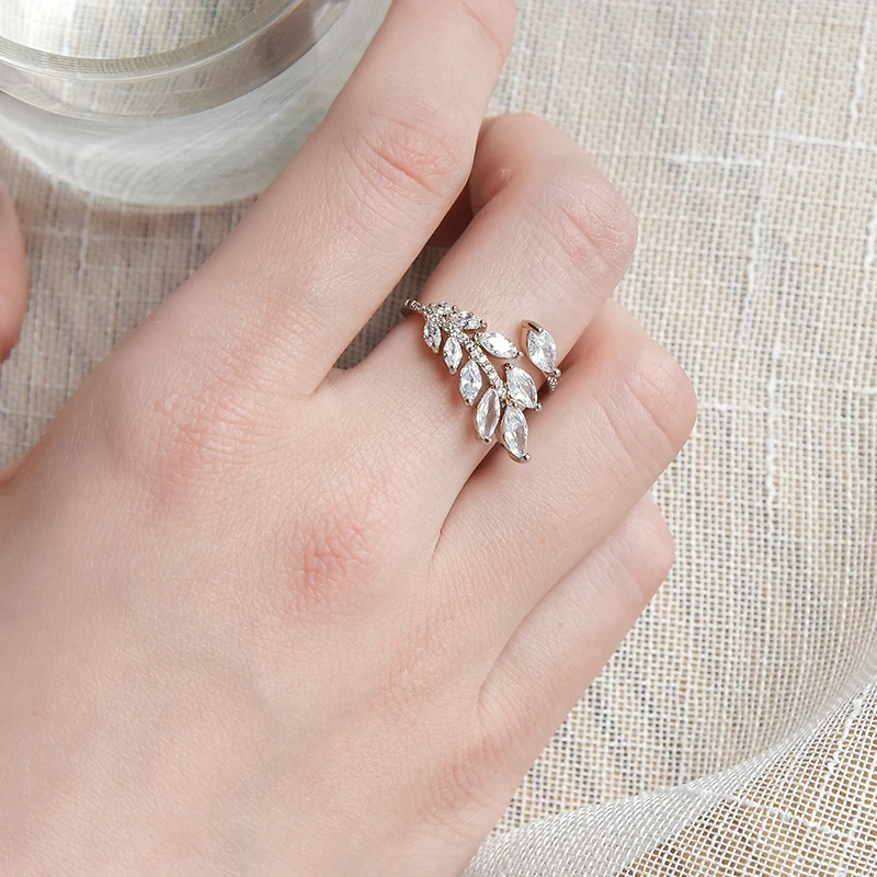 

Wuli&baby Fashion Zircon Leaves Ring Women's Gold Color Quality Adjustable Opening Party Ring