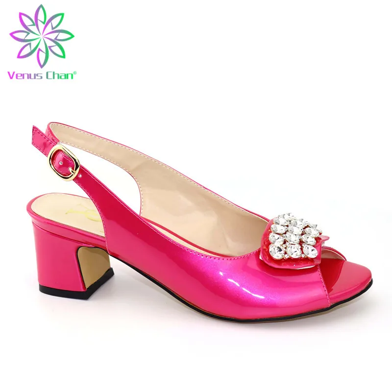 8102  38-44 RMB100 heel 6CM