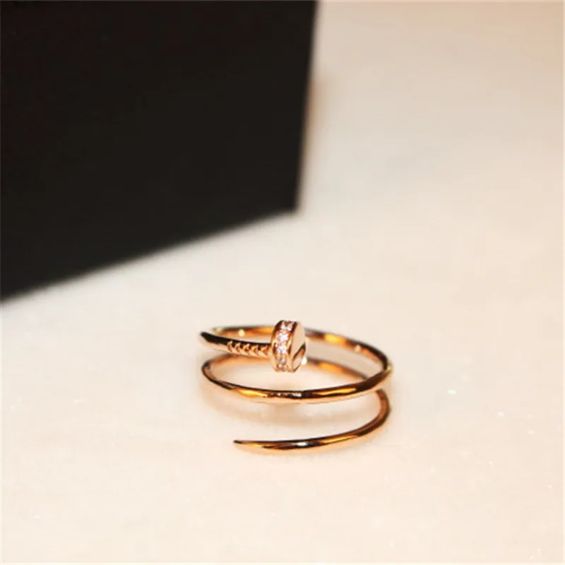 

CX-Shirling Brand New Personality Twist Ring Fine Jewelry Female Real Rose Gold 3 Rows Cute Nail Style Ring