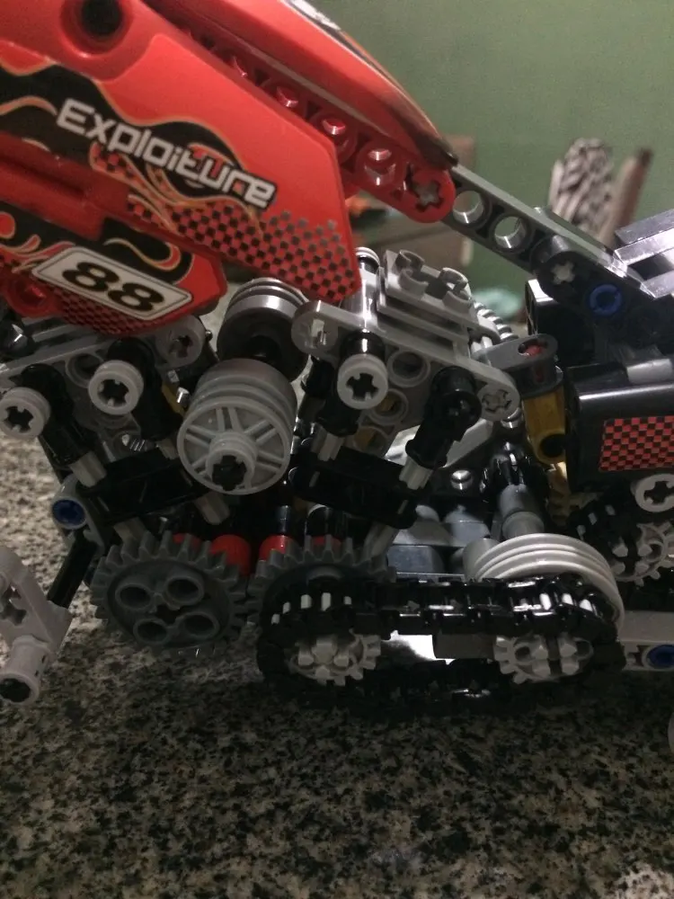 HOT 378Pcs Technic Motorcycle Exploiture Model Harley Vehicle Building Bricks Block Set Toy Gift Compatible With Legoe HOT 378Pcs Technic Motorcycle Exploiture Model Harley Vehicle Building Bricks Block Set Toy Gift Compatible With Legoe