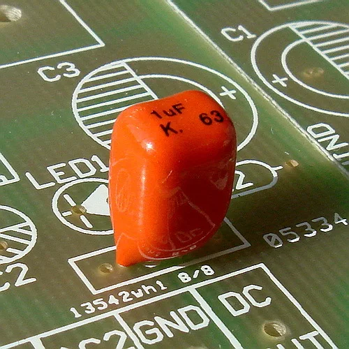 ( 10 pcs/lot ) 1uF 63V MKT Metallized Polyester Film Capacitor.