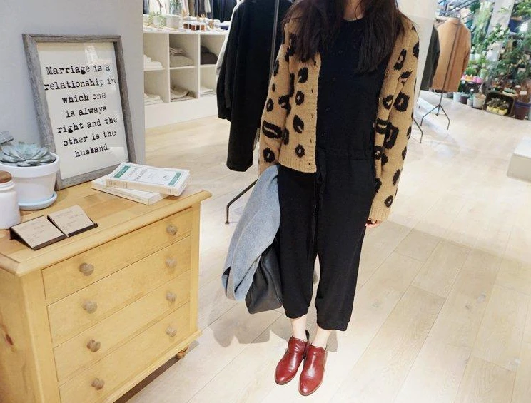 Женский корейский стиль леопардовые кардиганы с принтом осенний однобортный короткий вязаный свитер, Свободный плащ свитера джемпер Femme