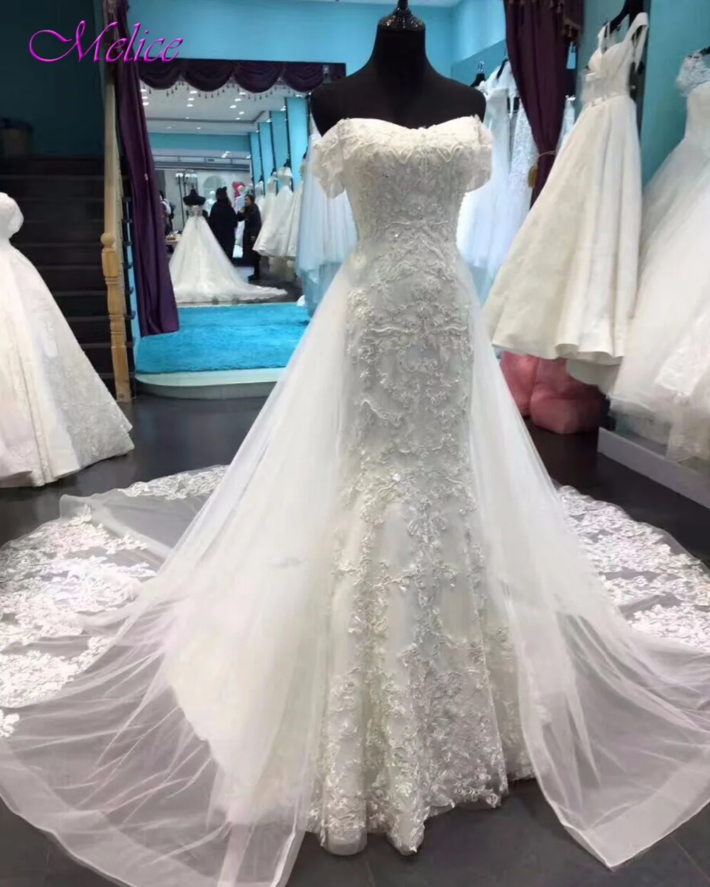 

Fmogl Gorgeous Appliques Detachable Train Mermaid Wedding Dress 2017 Sweetheart Neck Beaded Lace Wedding Gown Vestido de Noiva