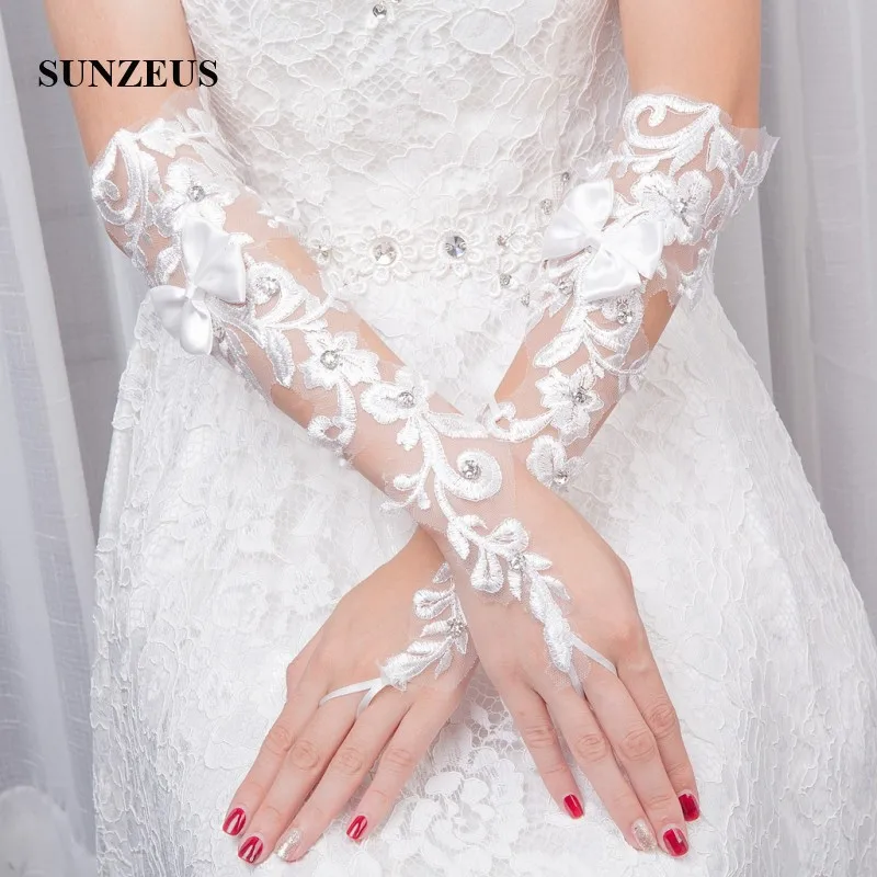 Long Wedding Gloves for Women Fingerless White Lace Gloves with Beaded
