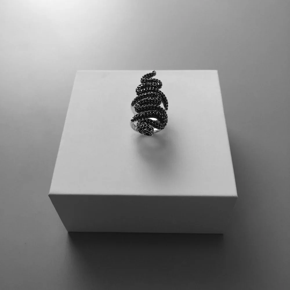 Черный CZ длинные змея обручальные кольца, 925 пробы серебро Модные украшения в богемном стиле Вечерние подарок для Для женщин девушки