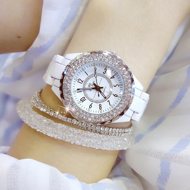 Женские кварцевые часы с цветочным циферблатом золотистые наручные