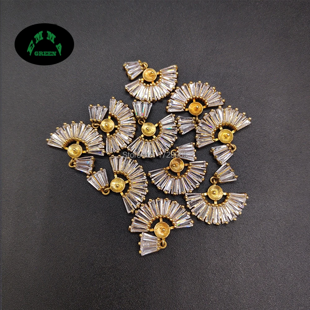 

Copper Charms with Crystal Zircon Beautiful Fan Shape Zircon Charms for DIY Jewelry Making Earrings 10 pcs 20*17 mm