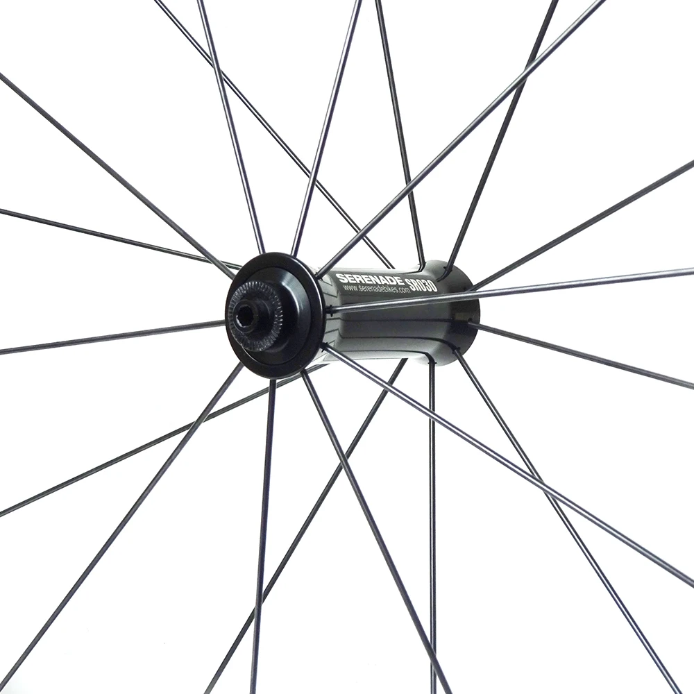 Road_bike_wheels_straight_hub_SR030CB_front