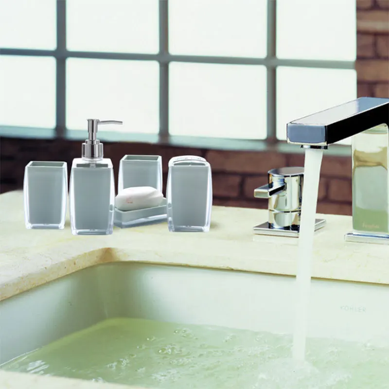 Comprar Juego de accesorios de baño de 4 piezas de acrílico conjunto de botella de jabón taza de plato de jabón caja de soporte de cepillo de dientes ball boy housholy DTT88