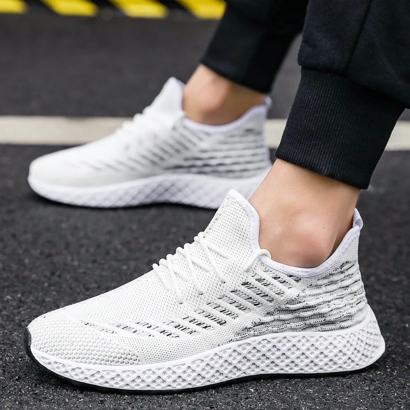 

2019 New Men's Sports Shoes Fly Woven Casual Outdoor Fitness Running Shoes Low to Help Breathable Mesh Shoes Men Sneakers