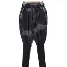 Стилист мужские Штаны Слаксы дизайнер утолщение ниже вилка через Штаны камуфляж прилив мужской Фальшивое болеро из Штаны