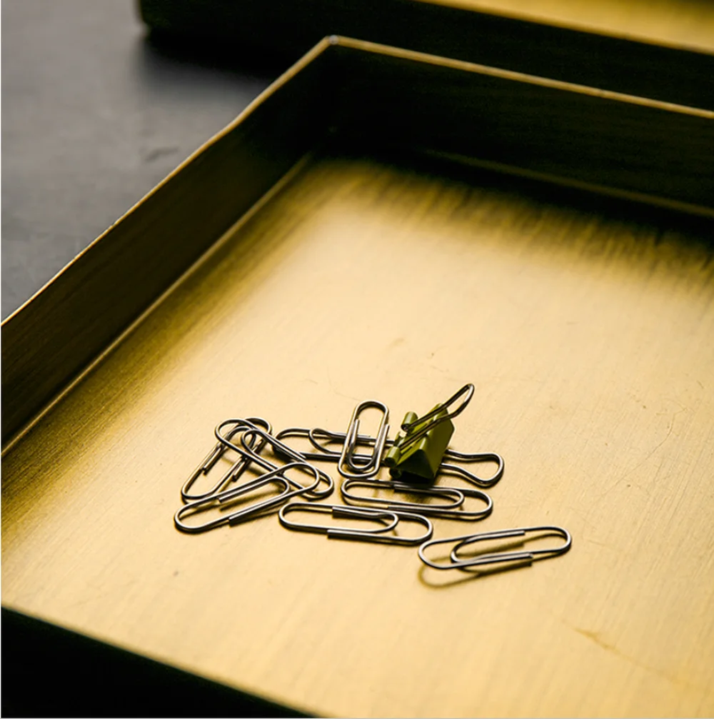Household Golden Wrought Iron Trays Retro Dessert Snack Candy Storage Trays Serving Tray Food Tray For Kitchen Storage