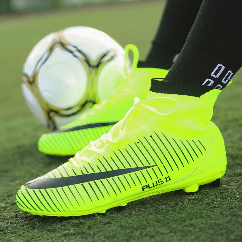 

Outdoor Comfortable Light Lawn Soccer Shoes High Quality Artificial Leather Training Shoes Zapatos Men's Sports Football Shoes