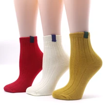 5 пар, новые цветные дизайнерские женские носки, теплые носки высокого качества на осень-зиму для женщин, однотонные рождественские носки