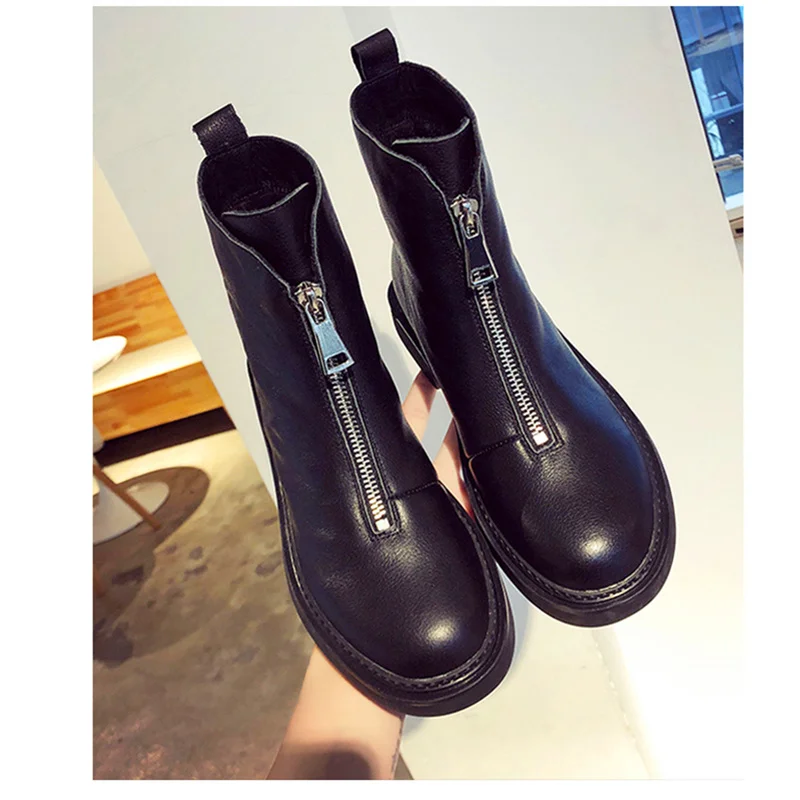 

New Boots Genuine Leather Woman Short Boots Flat Solid Color Black White Thicken Zipper Low heeled Girls Shoes H158