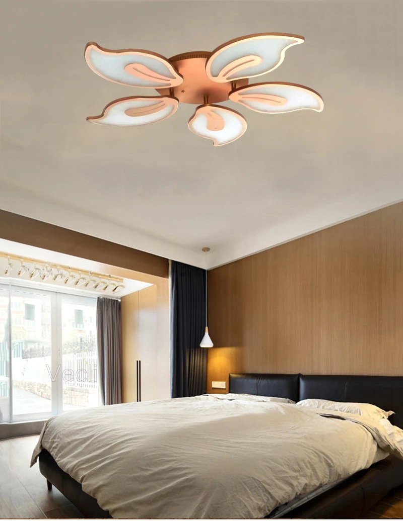 gold chandelier (24)