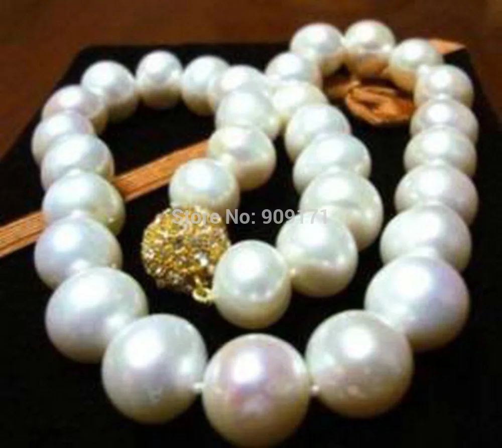 

Free Shipping>>18" AAA+11-12MM Akoya white pearl necklace