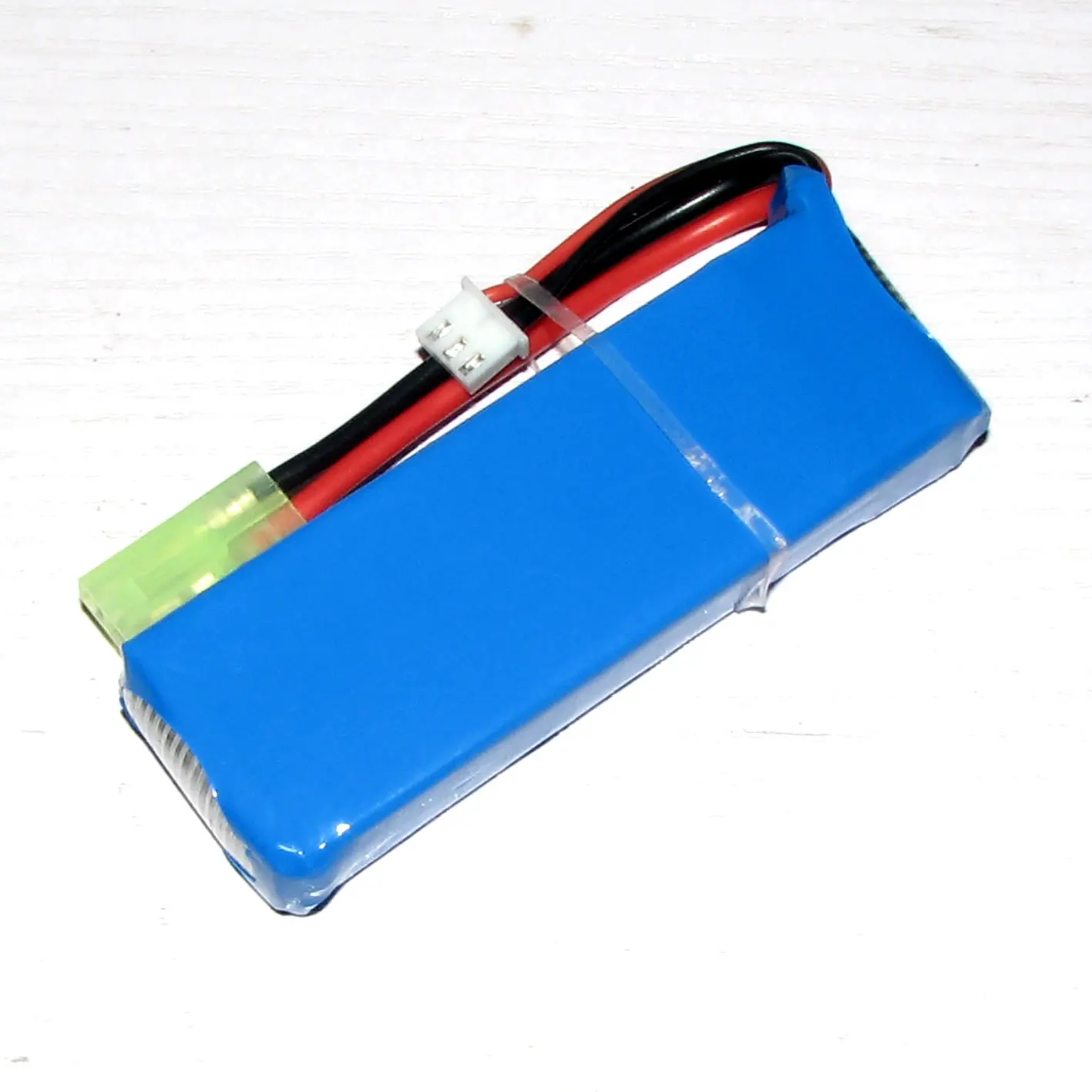 

2S 7.4V 1800mAh 20C LiPO Battery Small Tamiya Plug For 1/16 & 1/18 RC vehicle power upgrade