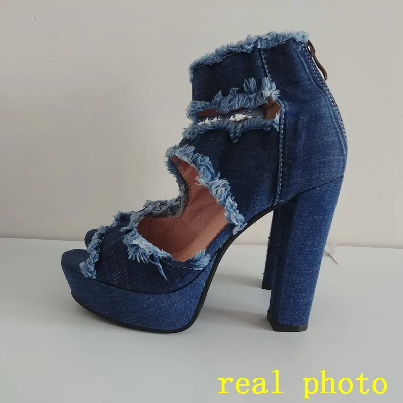 REAVE CAT/Новое поступление года; сезон весна-лето; женская обувь на высоком квадратном каблуке; на молнии; джинсовая обувь на платформе; пушистая обувь; цвет черный, синий; A2034