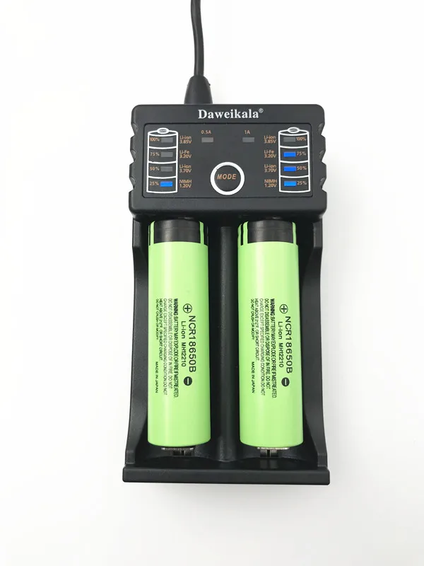 

Daweikala NEW 18650 Battery charger 1.2V 3.7V 3.2V 3.85V AA /AAA 26650 10440 14500 25500 NiMH lithium battery smart charger