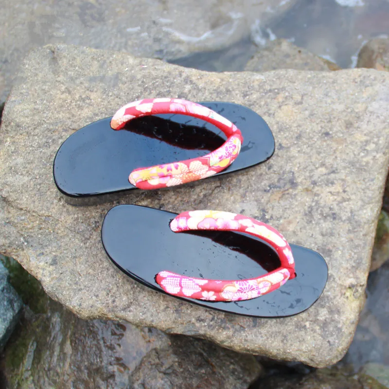 Women's Cosplay Shoes High Heel Shining Black Painted Wooden Sandals Half Moon Japan Geta Beach Slippers Flip Flops Kimono Shoes