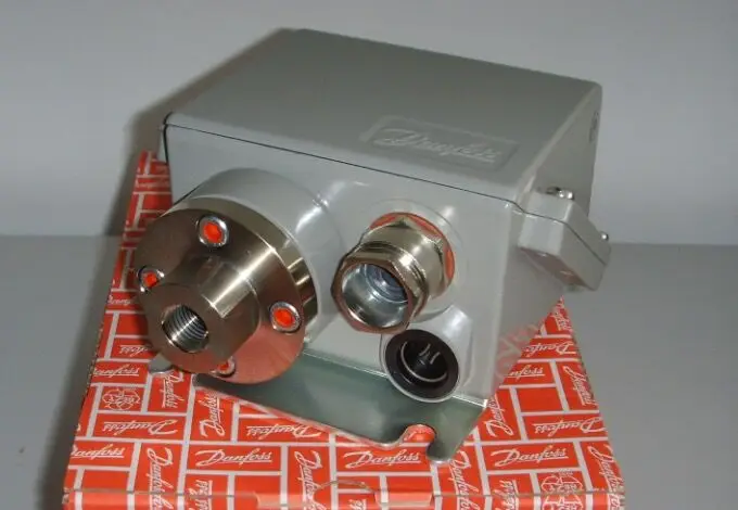 Новый и оригинальный датчик KPS47 060 312266|Датчики давления| |