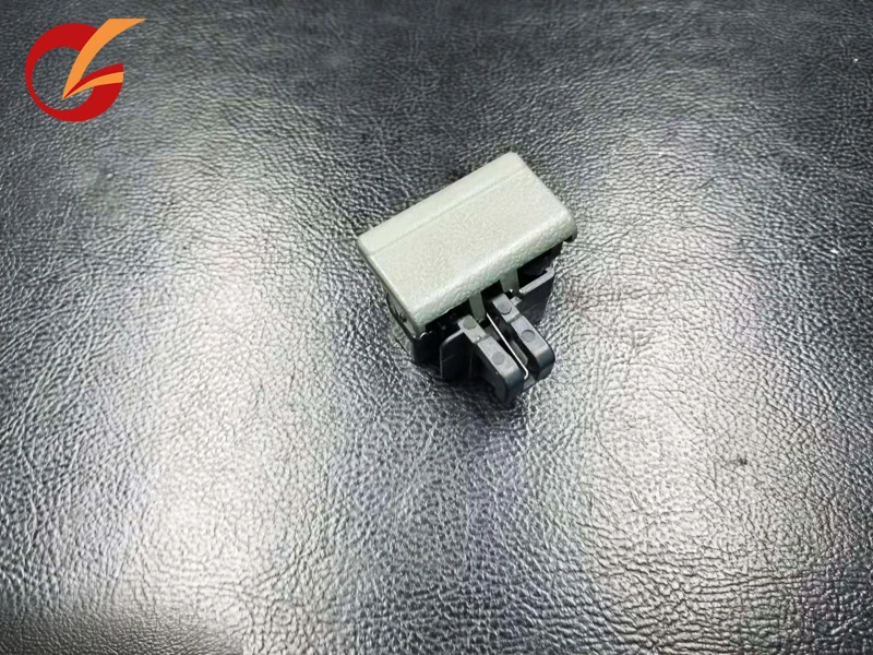 

use for toyota hiace 1992-2004 model van Glove box clasp handle