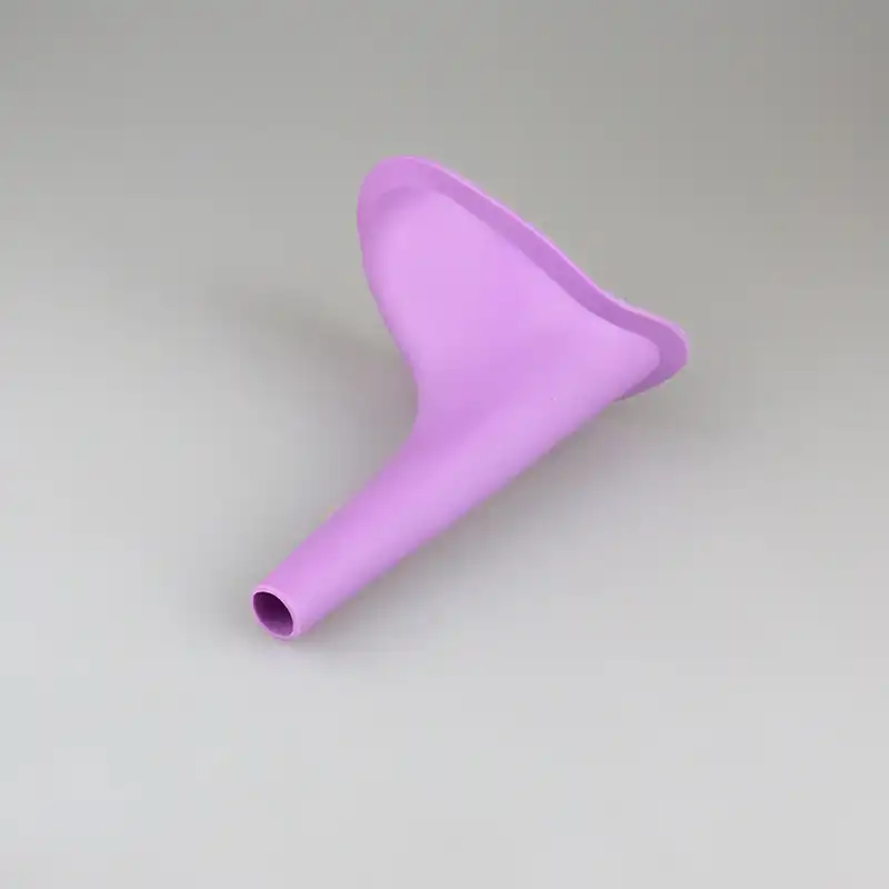 Lavande XiaoOu Camping Toilette Femmes Camping Dispositif de miction en Silicone Souple Entonnoir urinoir Femme Voyage miction Toilette Femmes Debout Pipi urinoir Toilette Nouveau