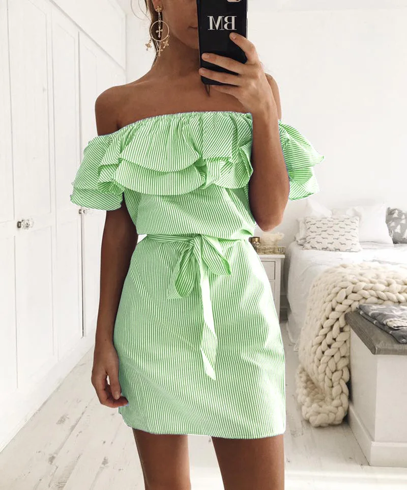 

2018 hot flouncing stripes slim dress belt